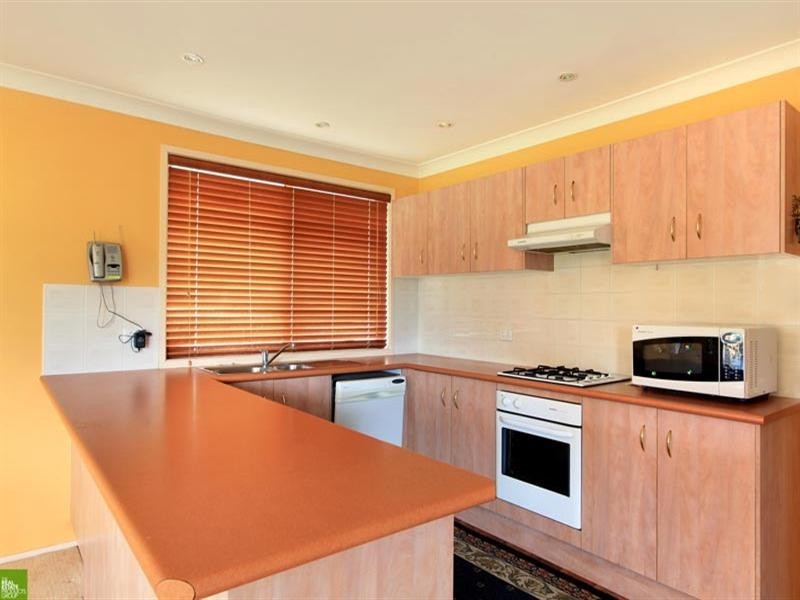 119 Ashburton Drive, Albion Park NSW 2527