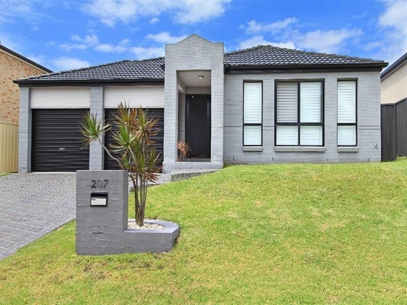 207 Ashburton Drive, Albion Park NSW 2527