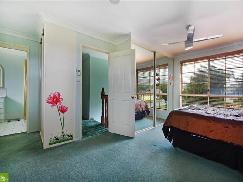 1 Snow Wood Place, Albion Park Rail NSW 2527