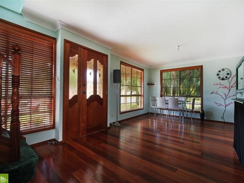 1 Snow Wood Place, Albion Park Rail NSW 2527