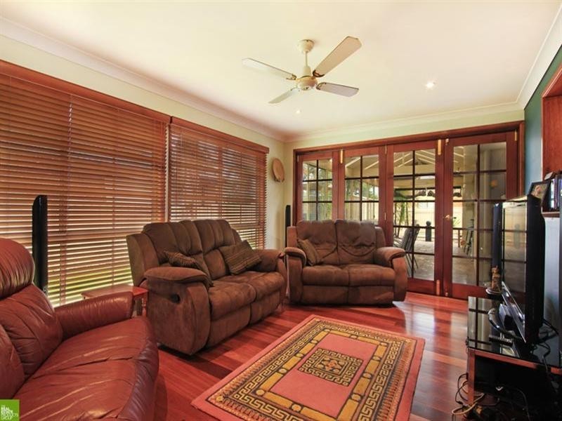 1 Snow Wood Place, Albion Park Rail NSW 2527