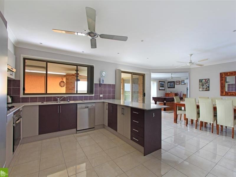 75 Esperance Drive, Albion Park NSW 2527