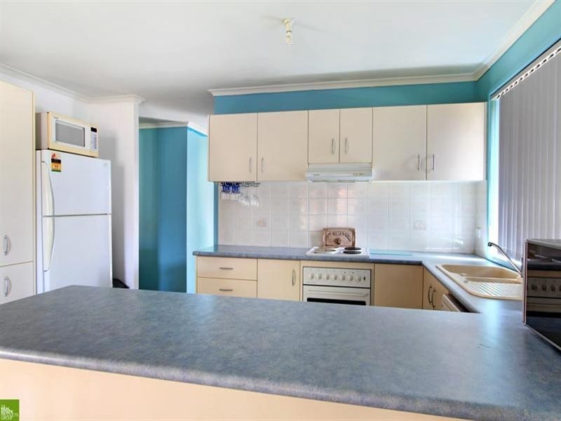 9 Sawtell Street, Albion Park NSW 2527