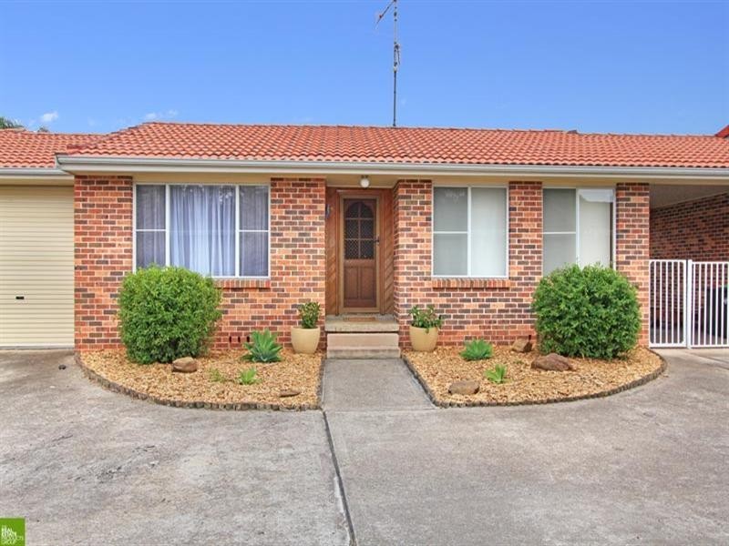2/14 Werrang Street, Albion Park Rail NSW 2527