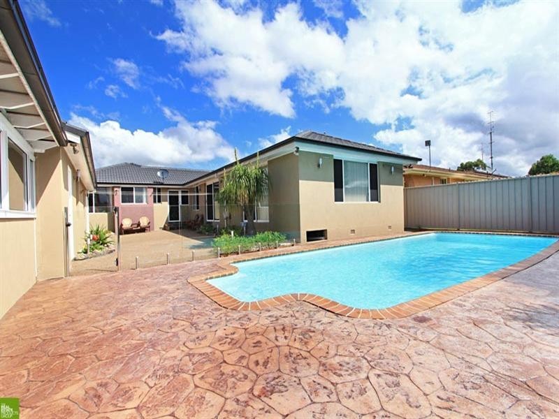 51 Cawdell Street, Albion Park NSW 2527