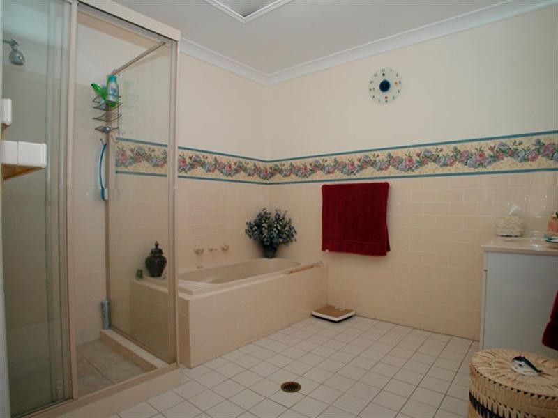 2/14 Huon Crescent, Albion Park NSW 2527