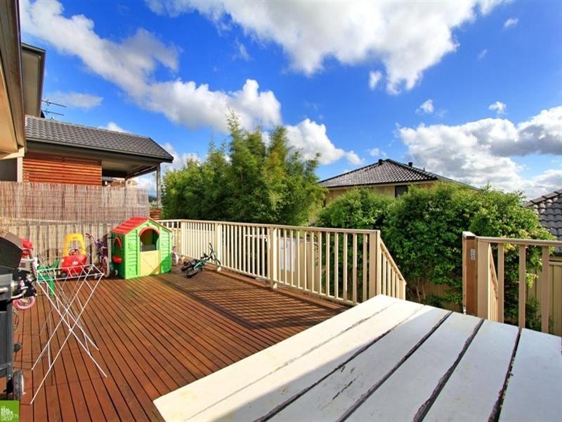 5 Darling Drive, Albion Park NSW 2527