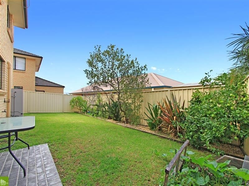 18 Warrego Street, Albion Park NSW 2527