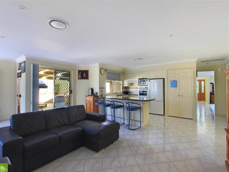 5 Mortlock Drive, Albion Park NSW 2527