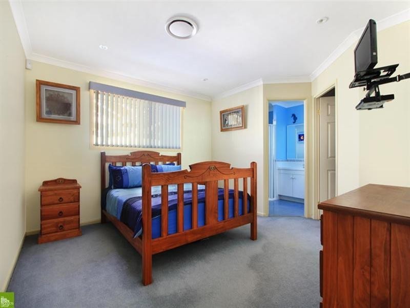 5 Mortlock Drive, Albion Park NSW 2527