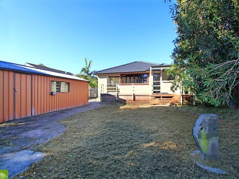 2 Kauri Street, Albion Park Rail NSW 2527