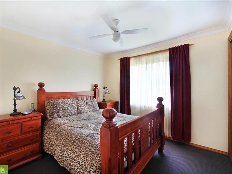 2 Michael Street, Albion Park NSW 2527