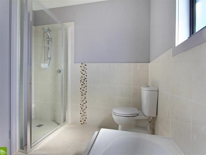 9 Wingello Street, Tullimbar NSW 2527