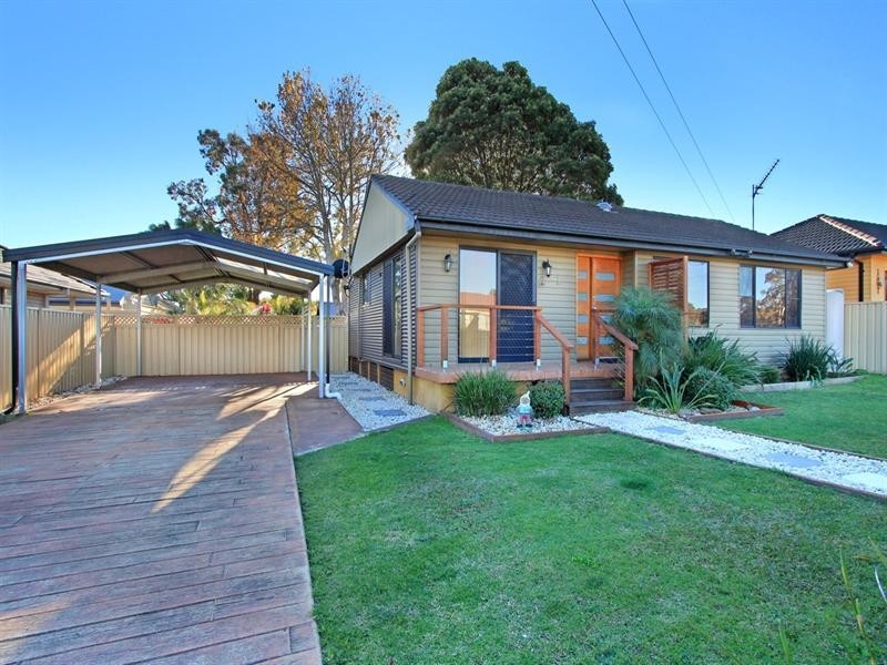 1 Black Street, Albion Park Rail NSW 2527