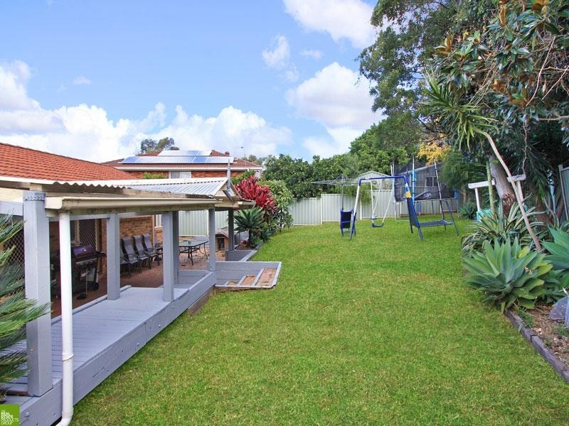 102 Hillside Drive, Albion Park NSW 2527