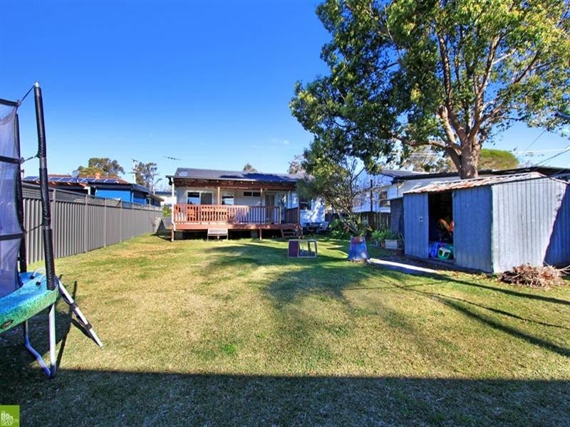 16 Moles Street, Albion Park NSW 2527
