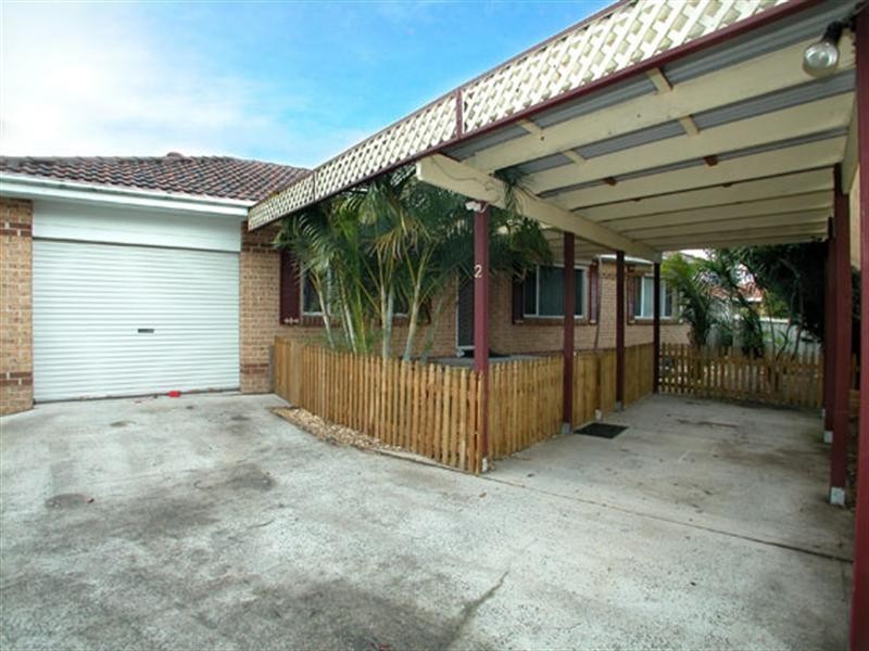 2/9 Burdekin Drive, Albion Park NSW 2527