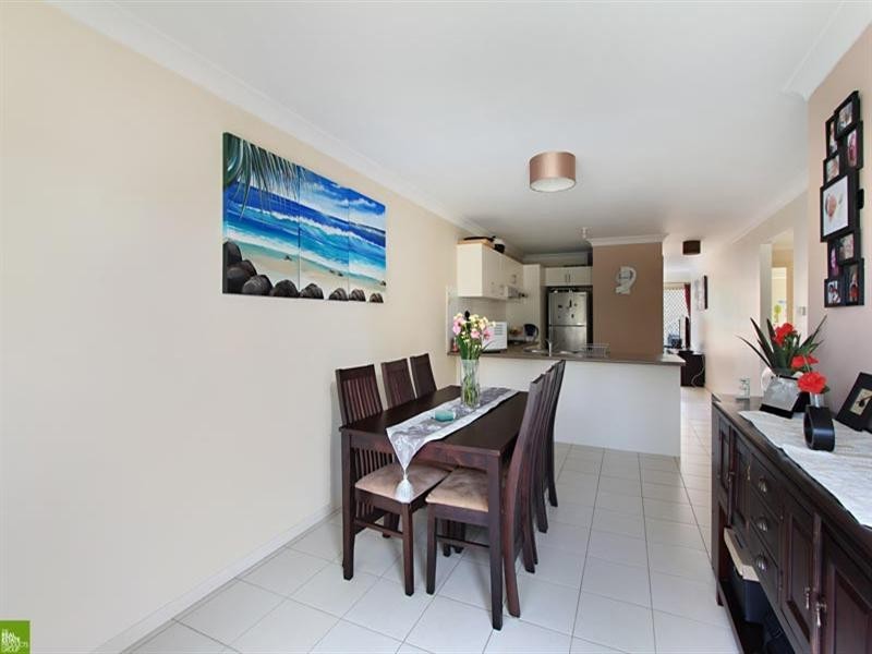 8/2-8 Hamilton Road, Albion Park NSW 2527