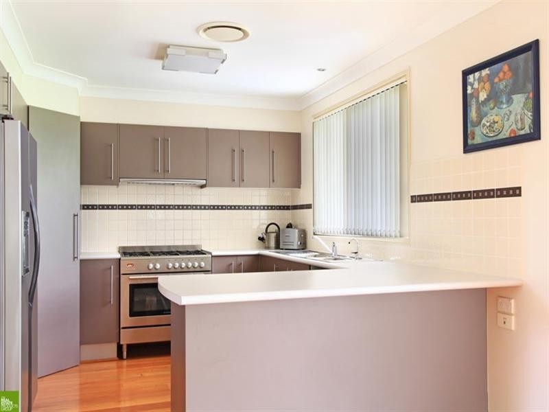 15 Macalister Terrace, Albion Park NSW 2527