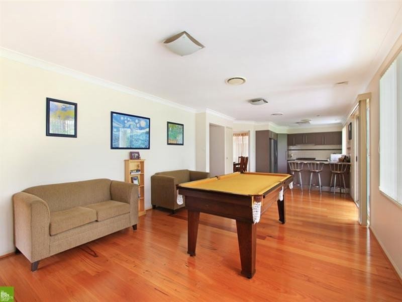 15 Macalister Terrace, Albion Park NSW 2527
