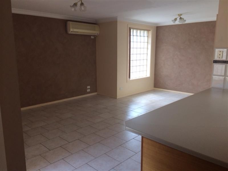 3/114 Burdekin Drive, Albion Park NSW 2527