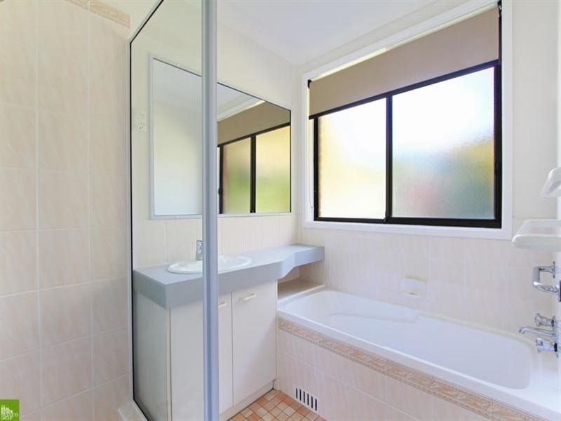 6 Federation Place, Albion Park NSW 2527