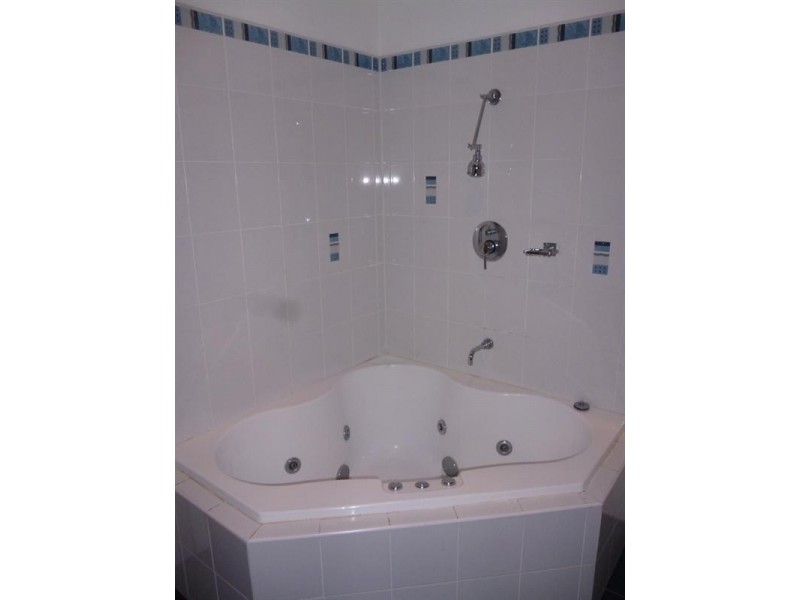 70 Panorama Drive, Farmborough Heights NSW 2526