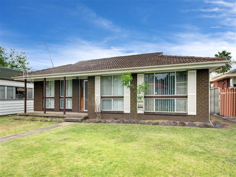 35 Macquarie Street, Albion Park NSW 2527