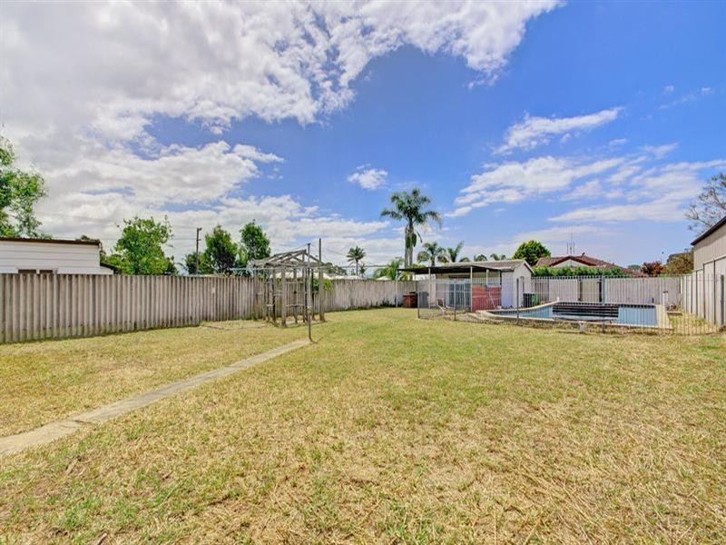 35 Macquarie Street, Albion Park NSW 2527