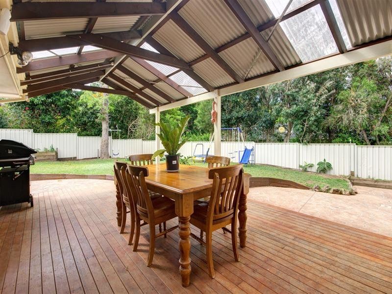 11 Richmond Place, Albion Park NSW 2527