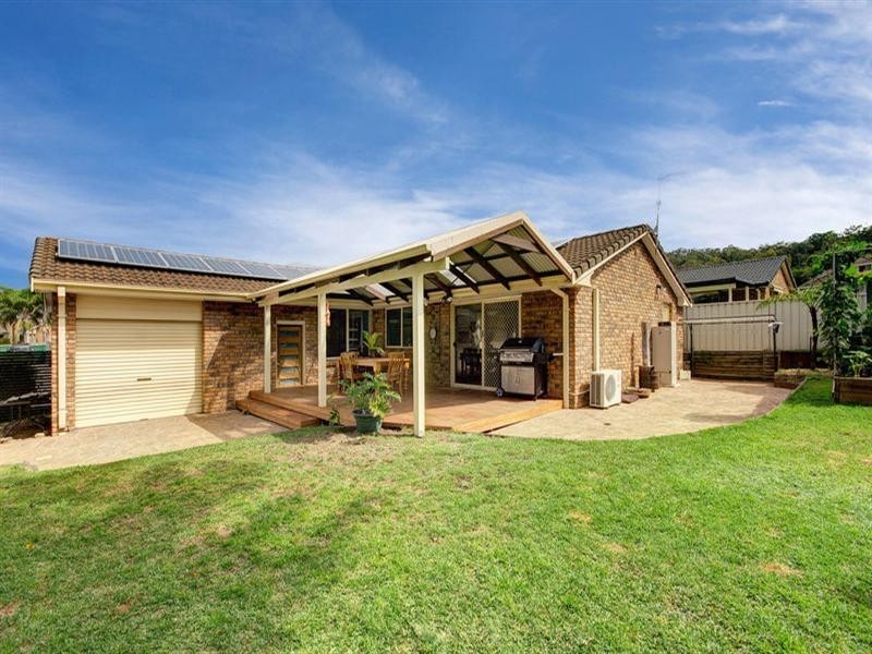 11 Richmond Place, Albion Park NSW 2527