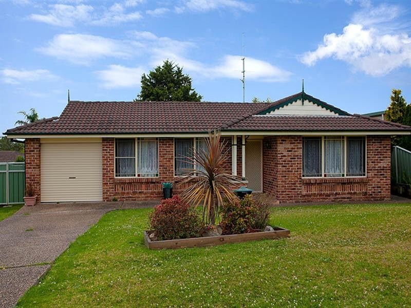 4 Normanby Place, Albion Park NSW 2527