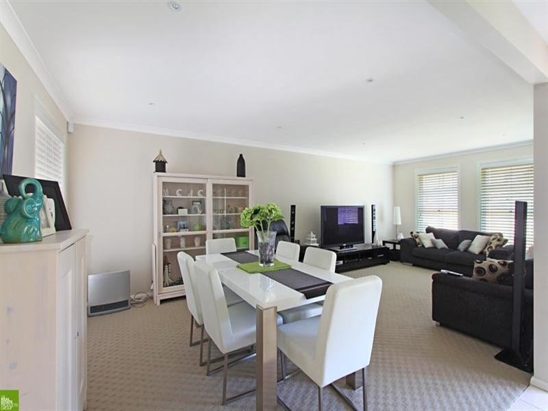 62 Esperance Drive, Albion Park NSW 2527