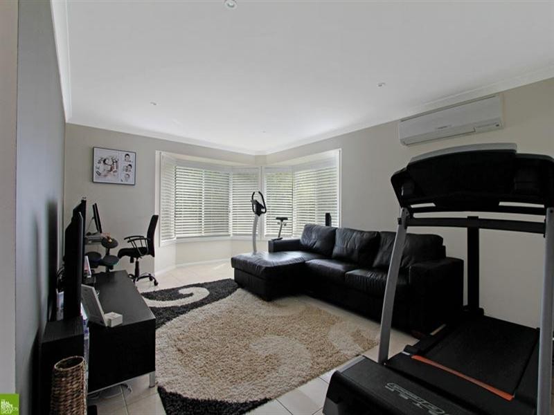 62 Esperance Drive, Albion Park NSW 2527