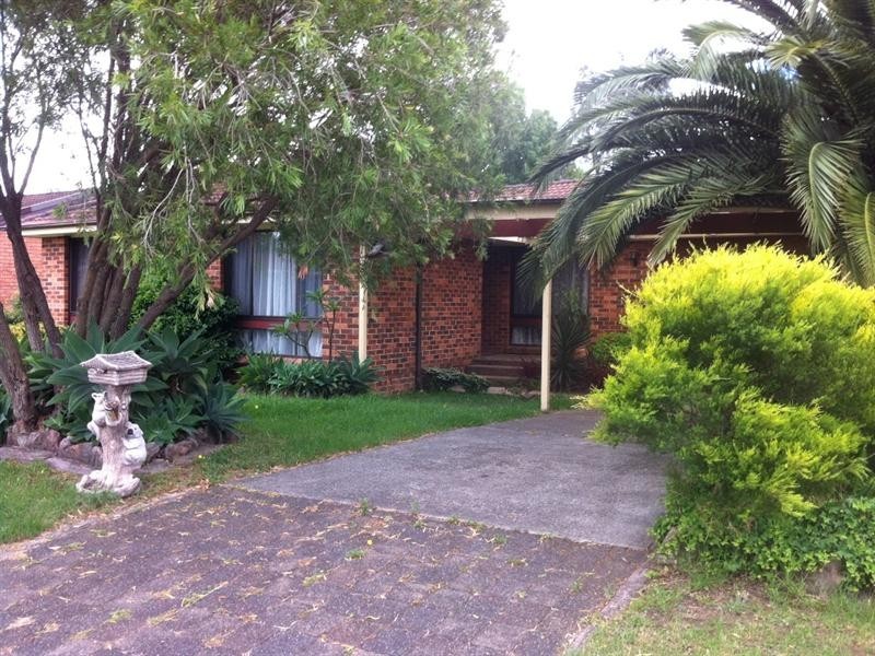 36 Badgery Street, Albion Park NSW 2527