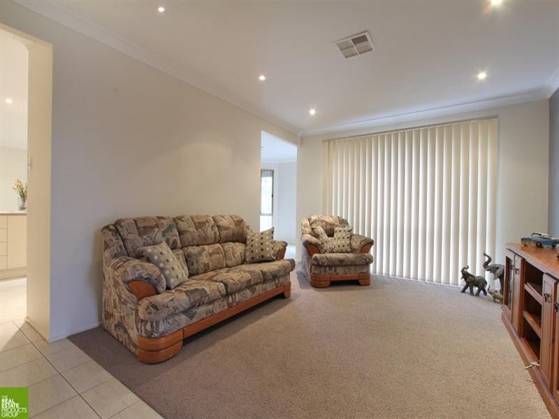 9 Ellenbrook Way, Albion Park NSW 2527