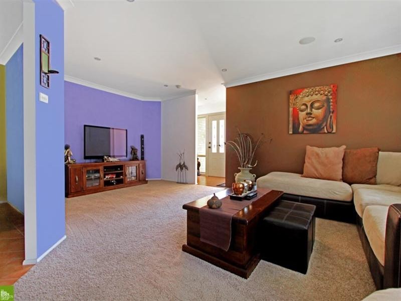 3 Kalgan Way, Albion Park NSW 2527