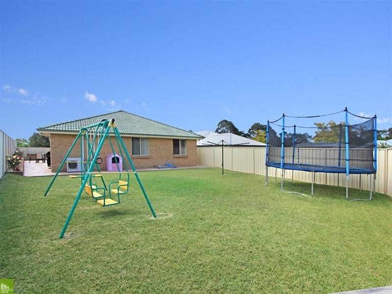 42 Stubbs Road, Albion Park NSW 2527