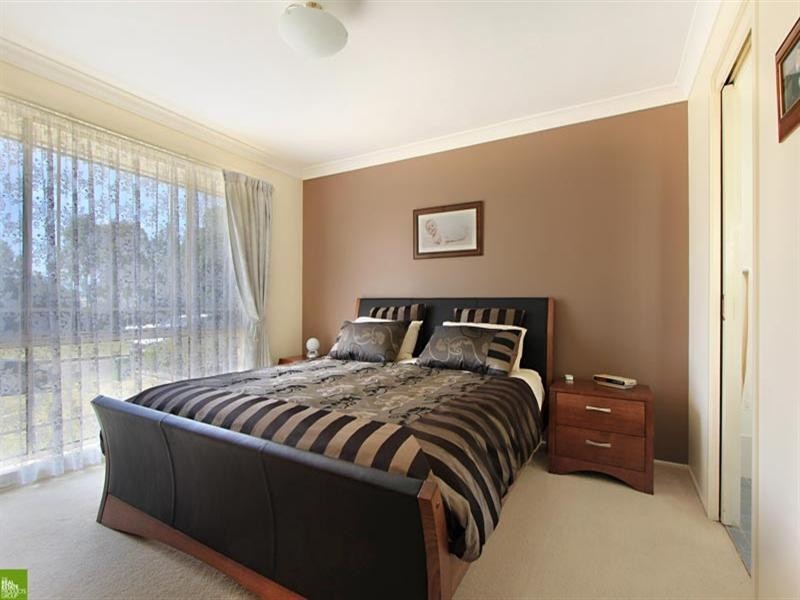42 Stubbs Road, Albion Park NSW 2527