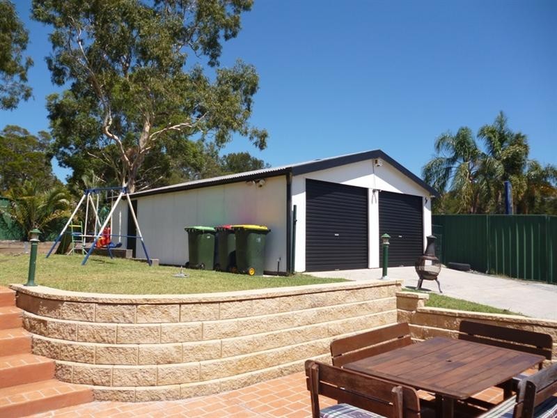 18 Macquarie Street, Albion Park NSW 2527