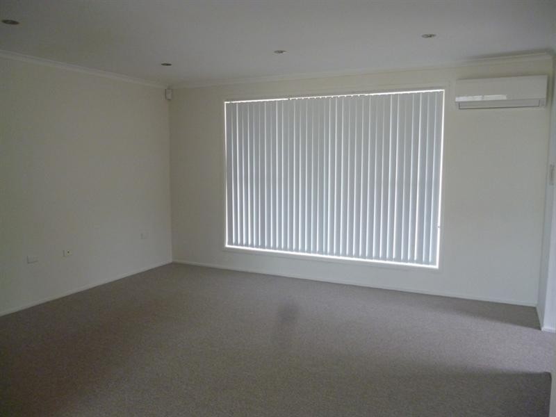 18 Coachwood Drive, Albion Park Rail NSW 2527