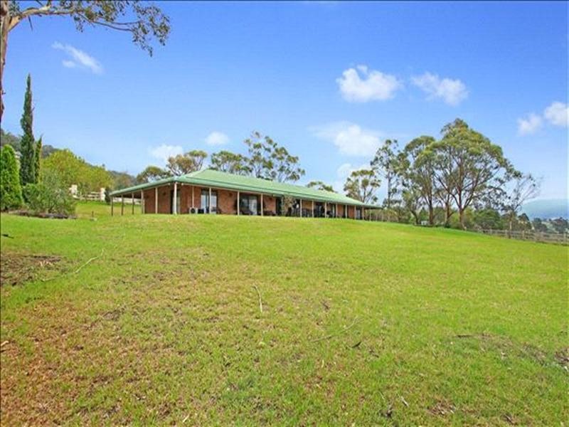 121 Cooby Road, Albion Park NSW 2527