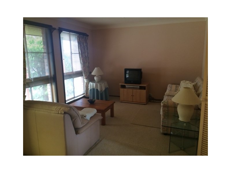 12 Macquarie Street, Albion Park NSW 2527