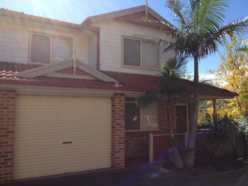 11/82-88 Daintree Drive, Albion Park NSW 2527
