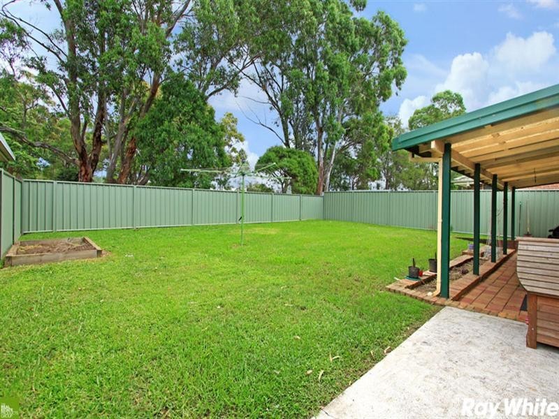 18 Mayfield Circuit, Albion Park NSW 2527