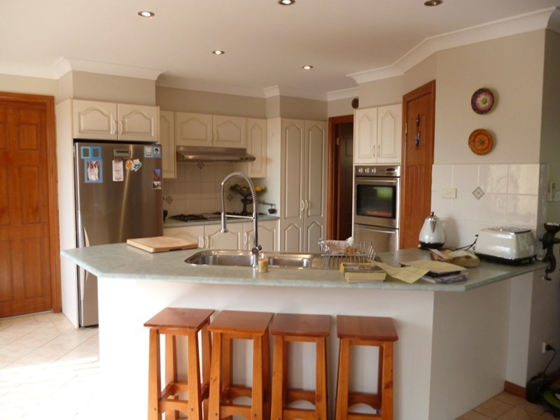 21 Severn Place, Albion Park NSW 2527