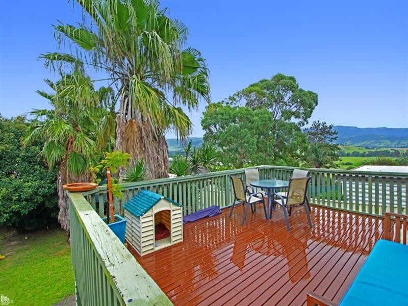 20 Crest Road, Albion Park NSW 2527