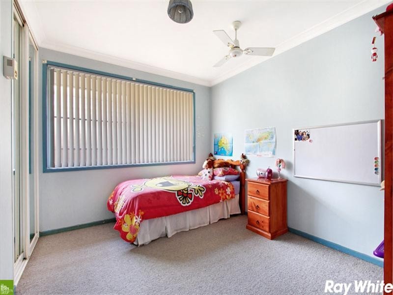 11 Mayfield Circuit, Albion Park NSW 2527