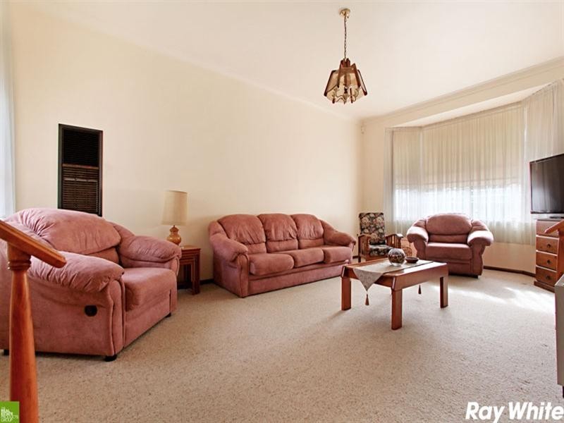 14 Premier Drive, Albion Park NSW 2527