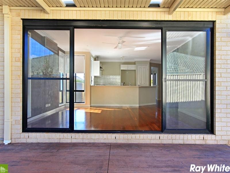 122 Daintree Drive, Albion Park NSW 2527